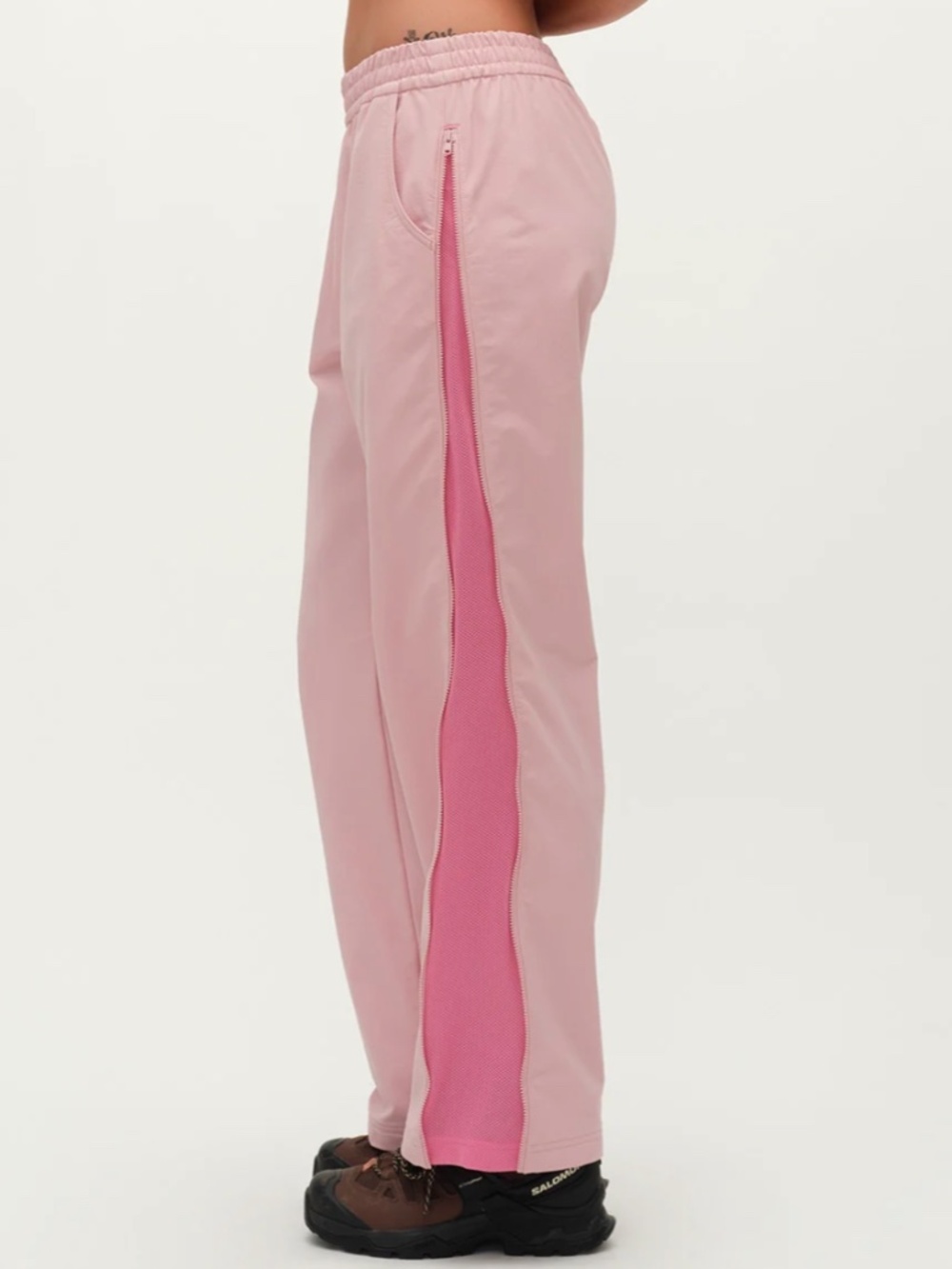 Outdoor Voices RekTrek Zip Pant - Pink Dust. Size M